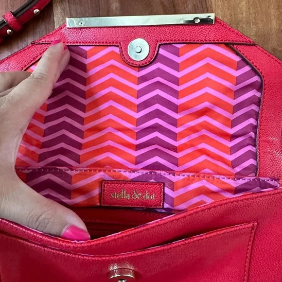 STELLA &‎ DOT Convertible Crossbody Clutch Expandable - Picture 2 of 5